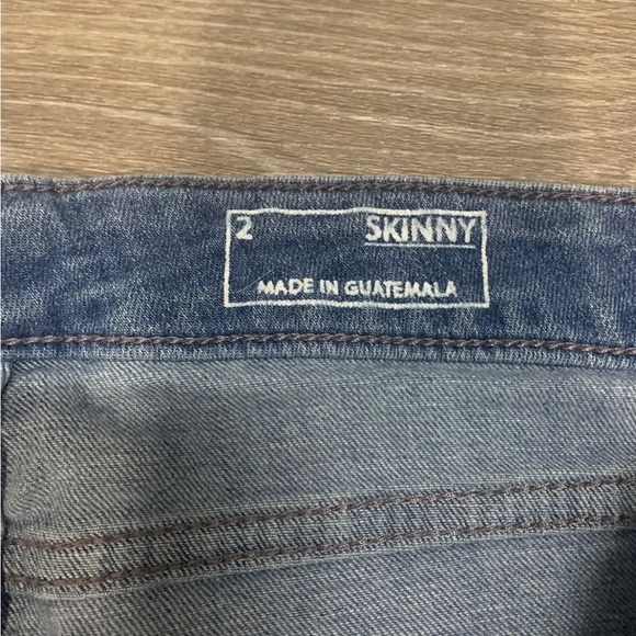 Vineyard Vines Skinny Jean - 2 - Picture 2 of 3